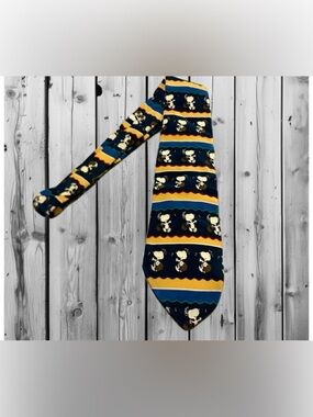 Peanuts Navy Blue Yellow Striped Snoopy Novelty Tie
